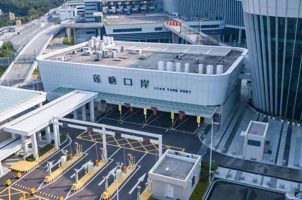 莲塘口岸白天全景